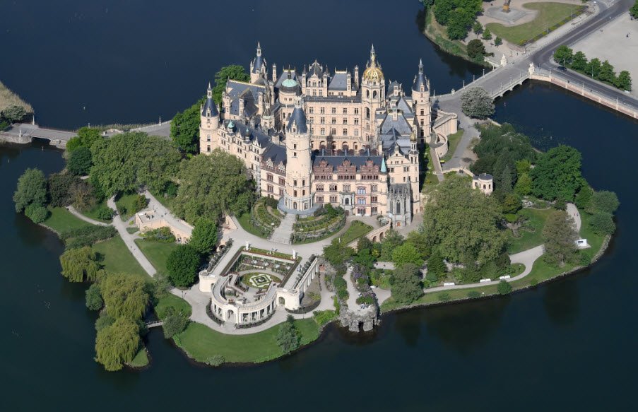 Schwerin Castle, Schwerin, Germany, Germany